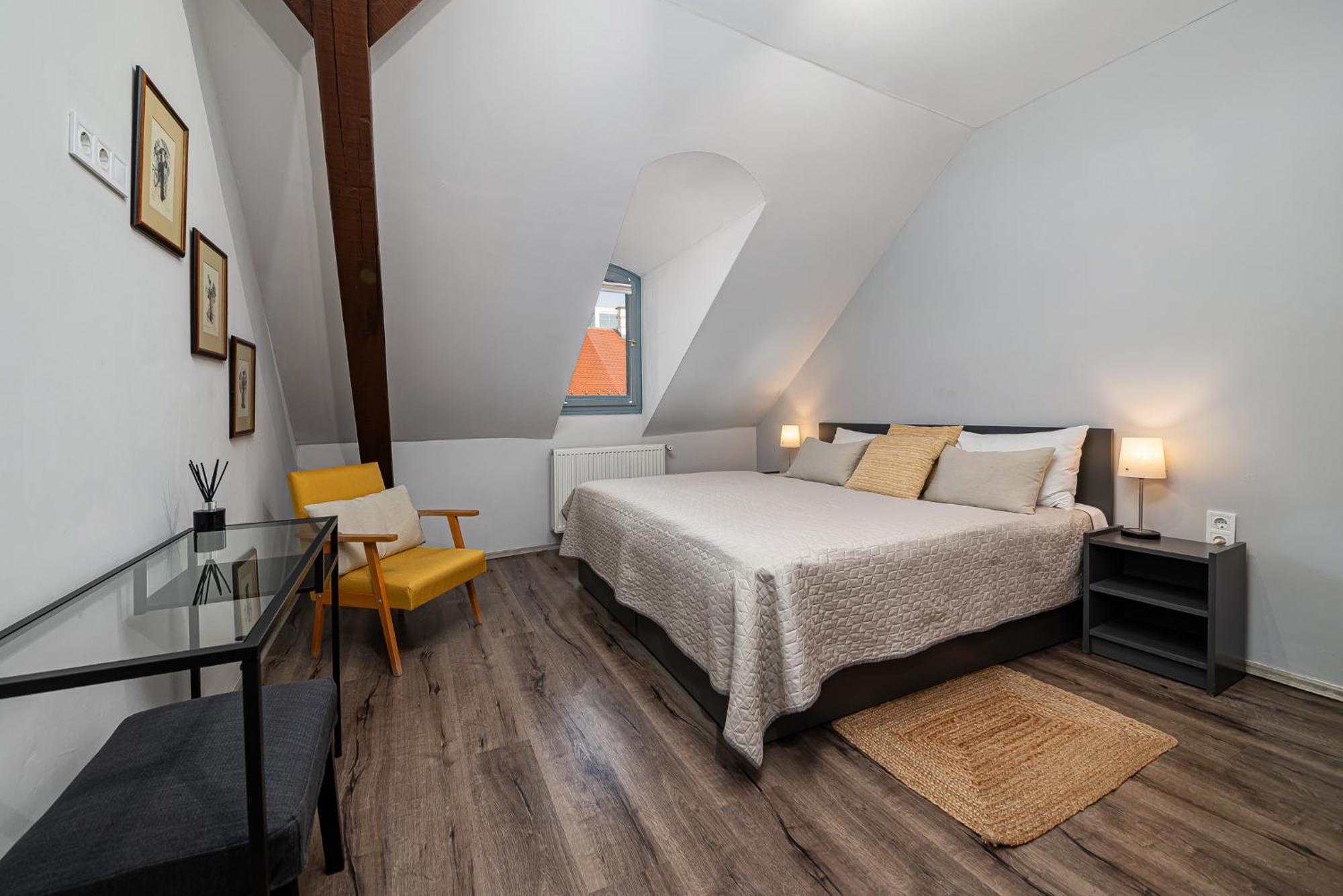 Blaha Rooms Balatonfured Exterior photo